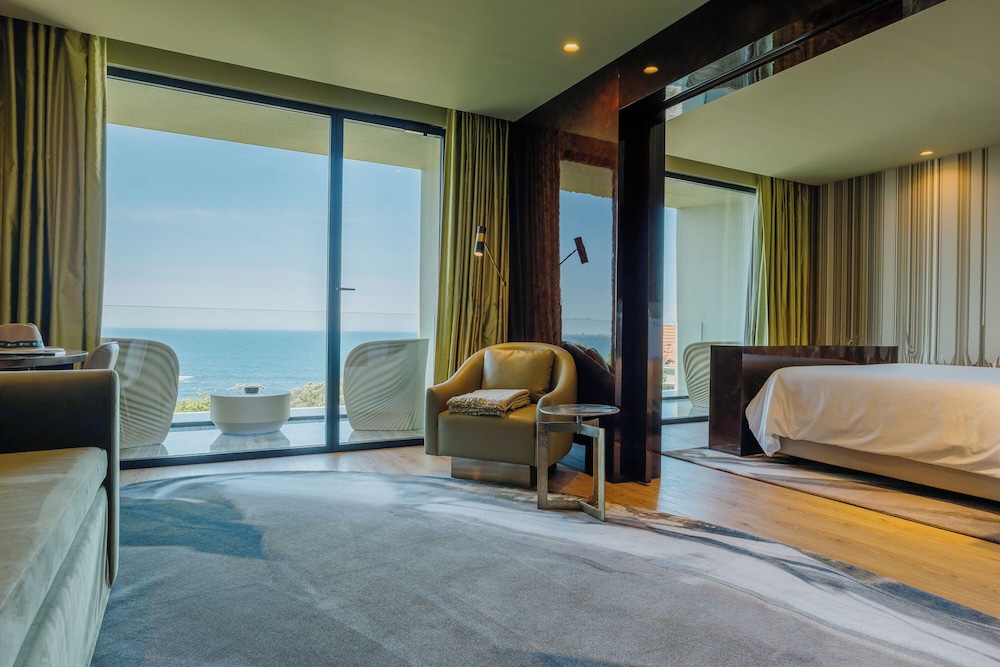 Onice Ocean View Suite