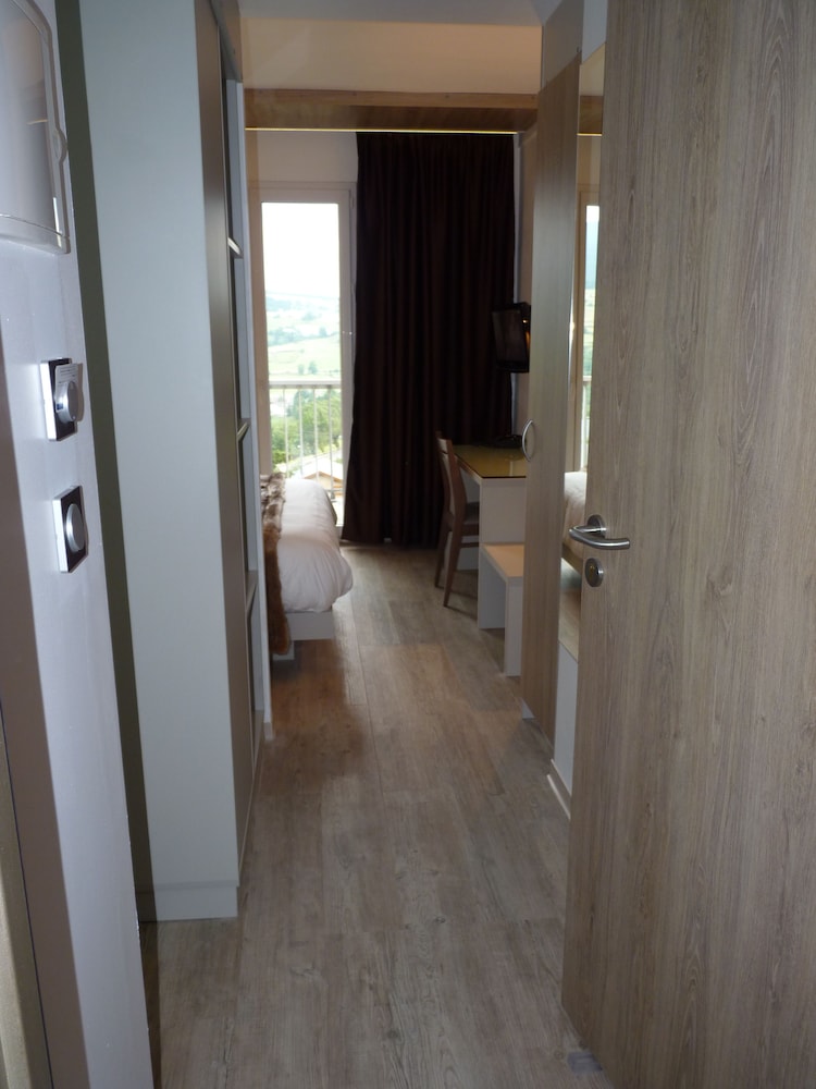 Quadruple Room - Photo 3