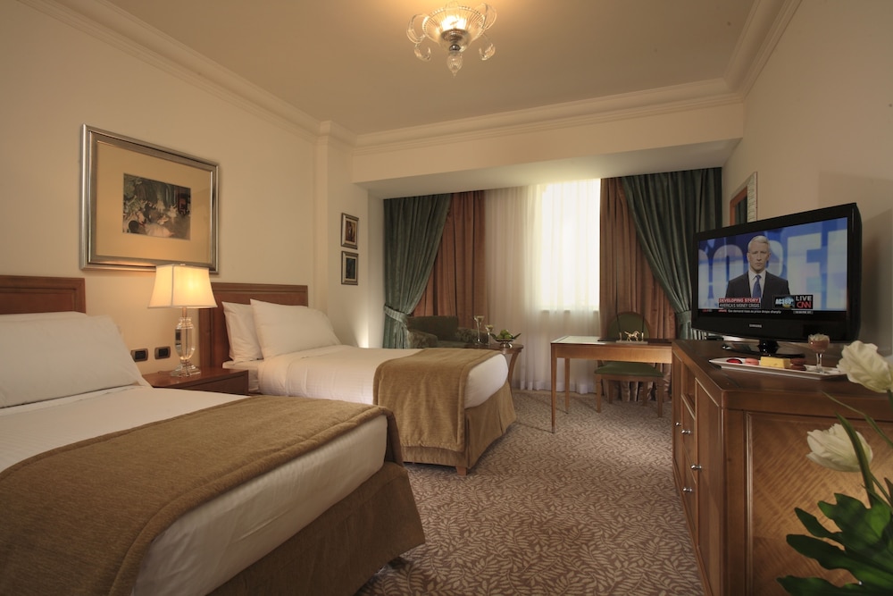 Tower Executive Rooms Queen or Twin
