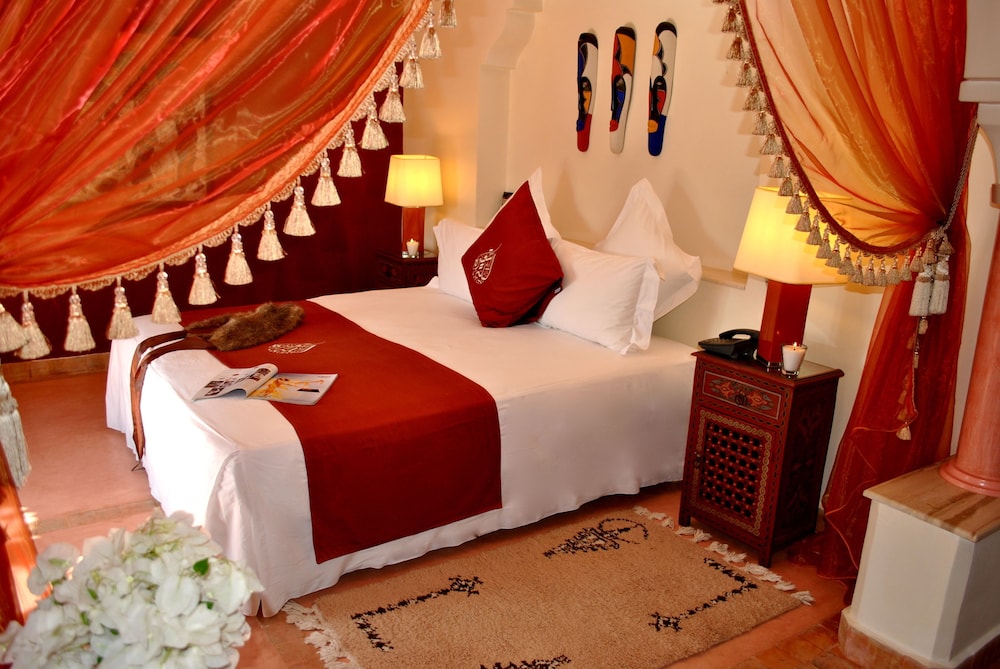 Deluxe Room - Photo 1