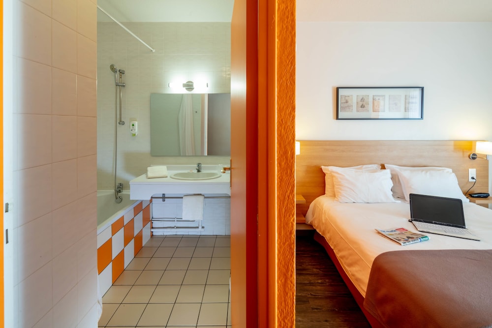 Superior Double or Twin Room - Photo 9
