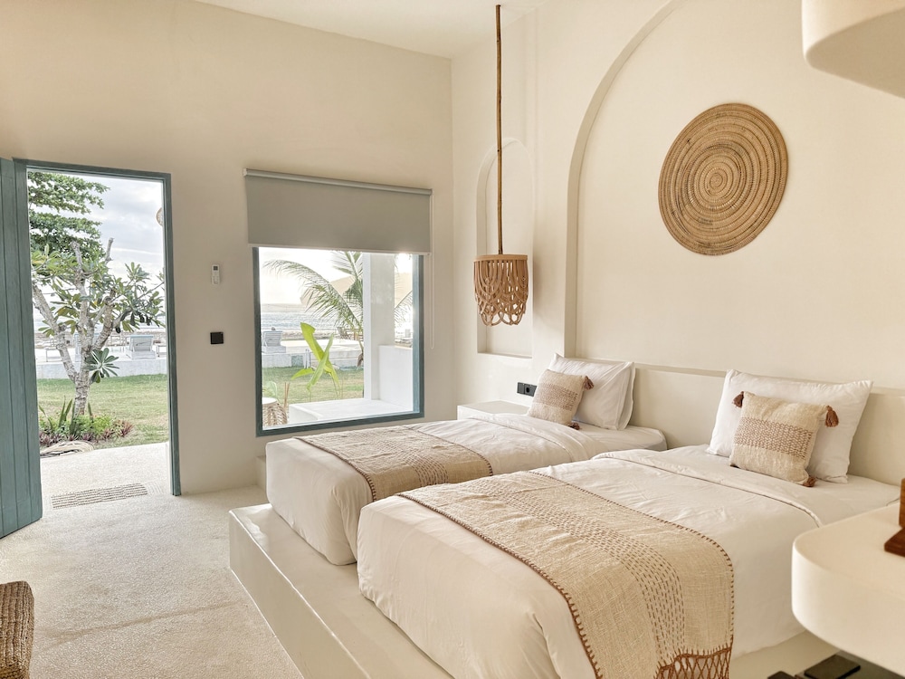 Signature Double or Twin Room, Sea View photo 2