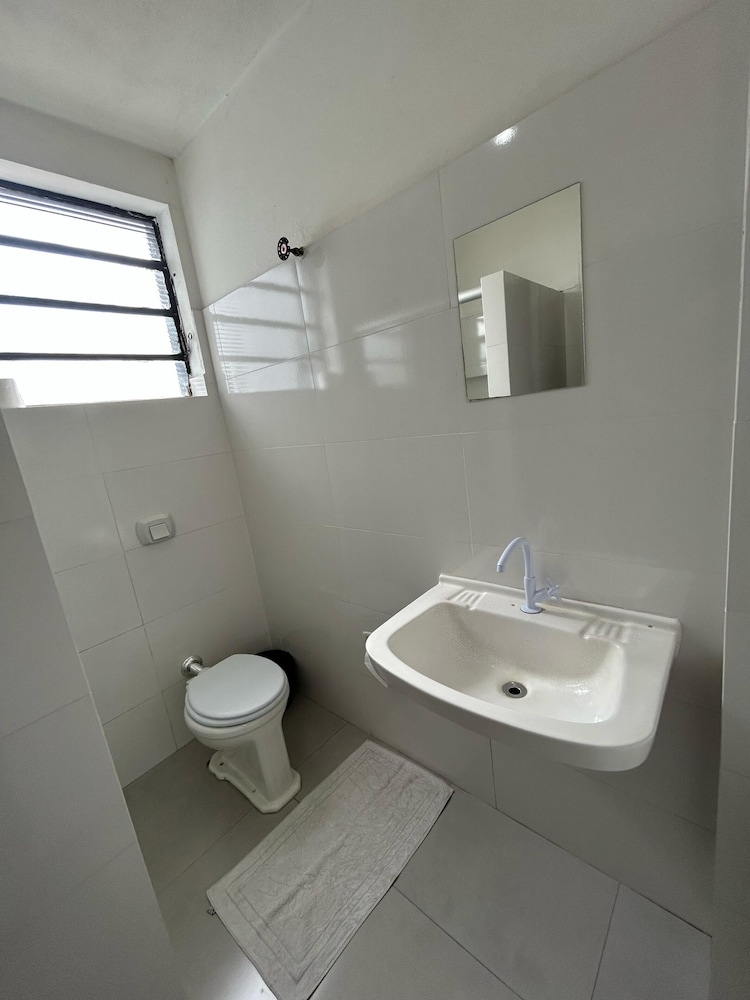 Deluxe Twin Room photo 2