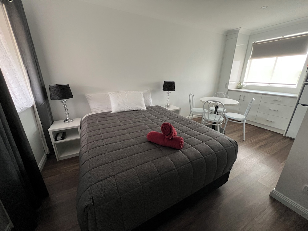 Premium Quadruple Room Pet Friendly