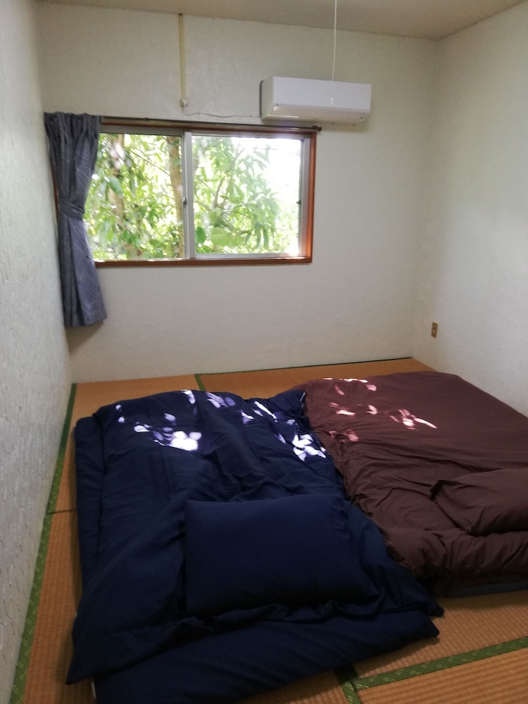 Japanese Style Room For 1 Guests, Shared Bathroom photo 1