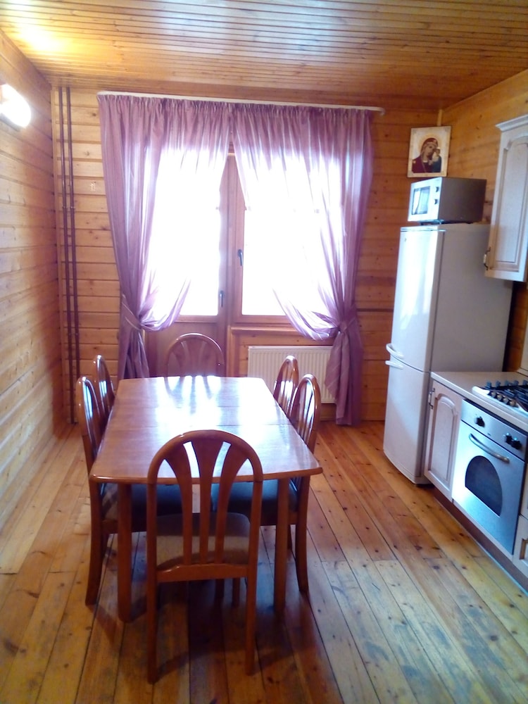 Traditional Cottage photo 2