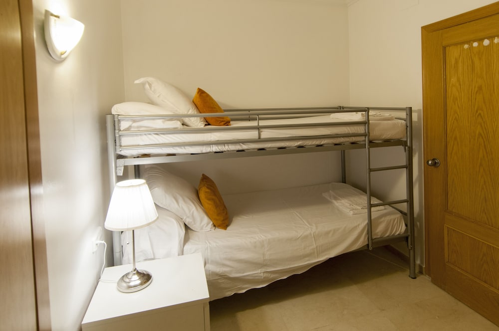 Superior Apartment, 3 Bedrooms (Ronda Universitat 16) photo 2