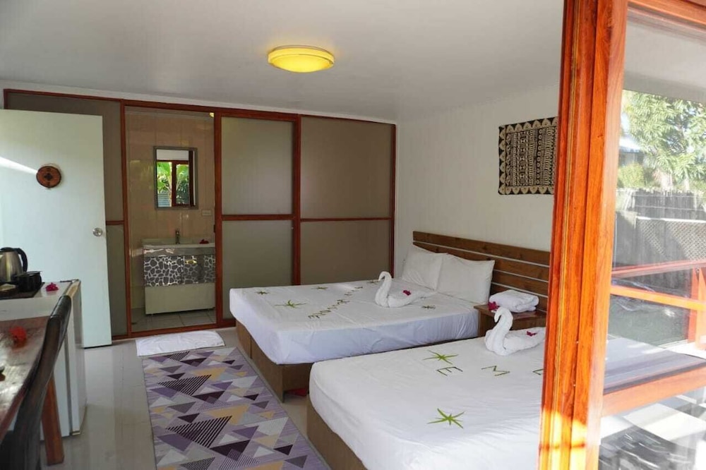 Standard Studio, Multiple Beds, Non Smoking, Garden View photo 1