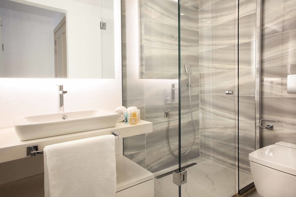 Double Room, Partial Sea View