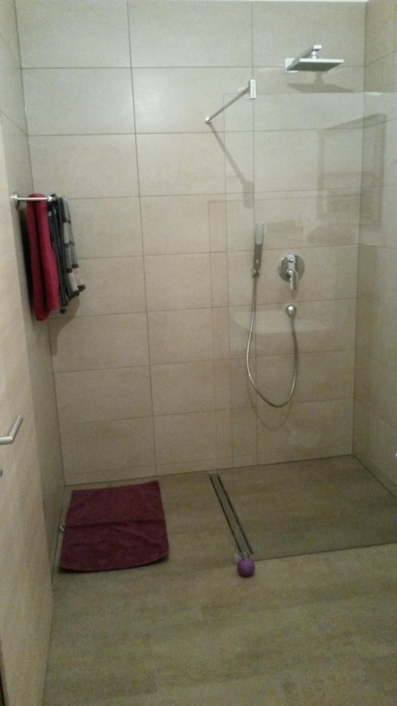 Classic Suite, Private Bathroom photo 2