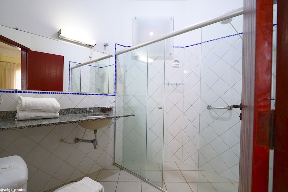 Deluxe Room, Multiple Bedrooms - Photo 29