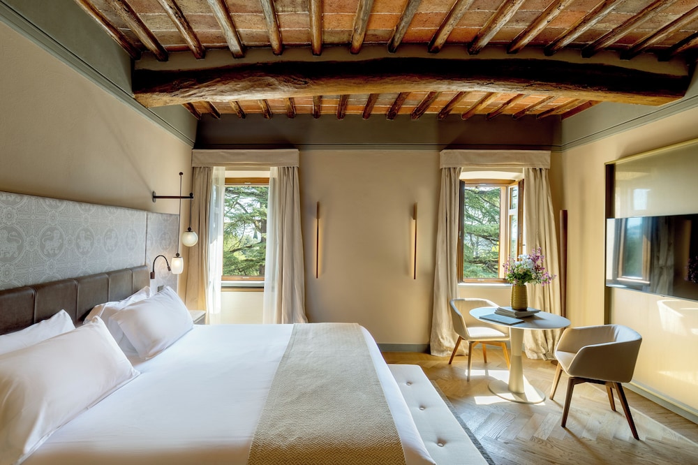 Executive Room - Photo 2