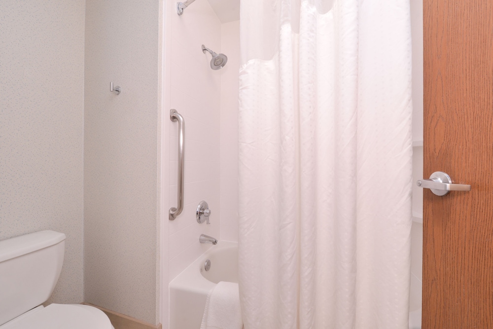 Standard Room, Multiple Beds - Photo 2