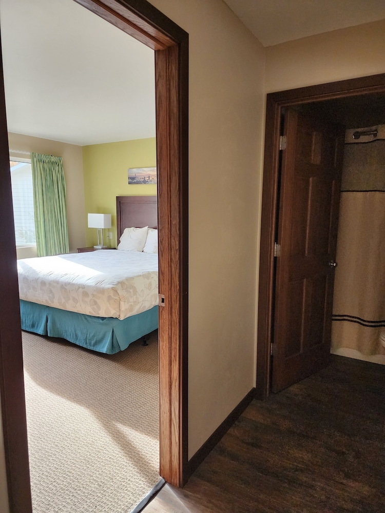 Family Room, 1 Bedroom, Non Smoking, Kitchenette photo 2