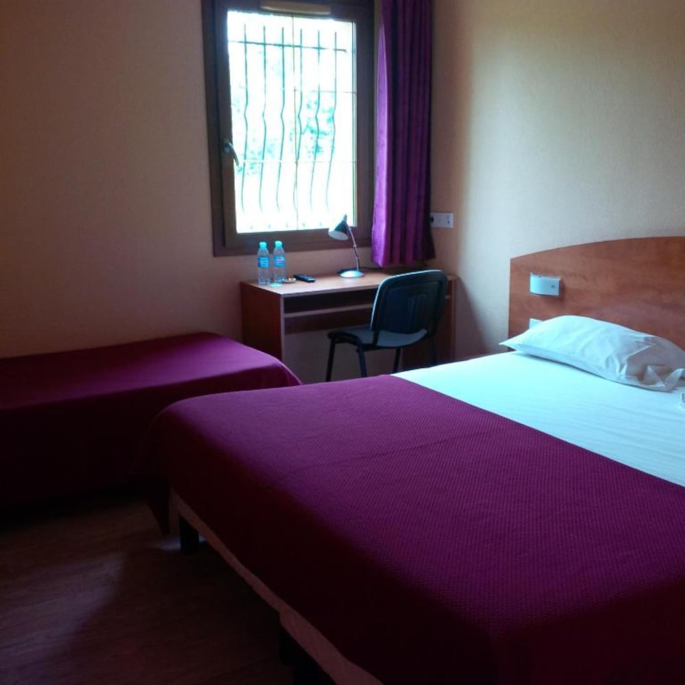 Triple Room - Photo 1