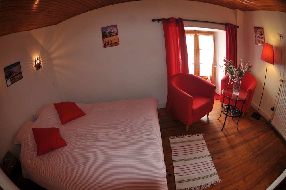 Suite, Ensuite (Lit Double Lit Simple) photo 1