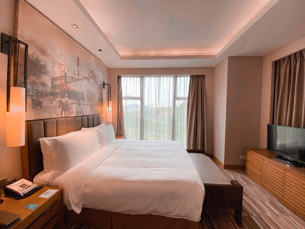 Suite, 1 King Bed