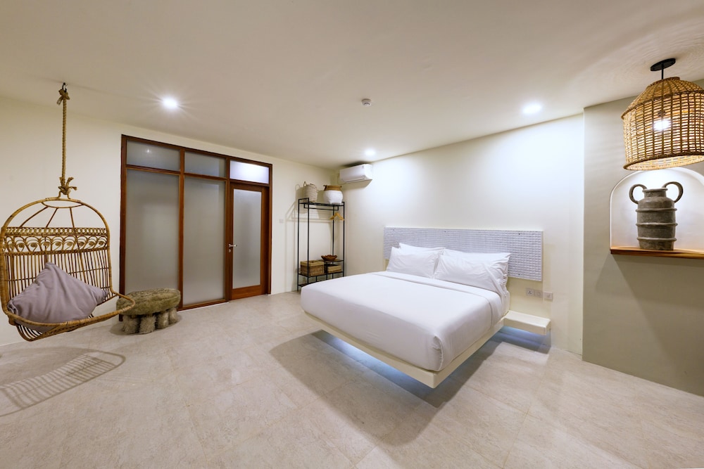 Deluxe Room - Photo 1