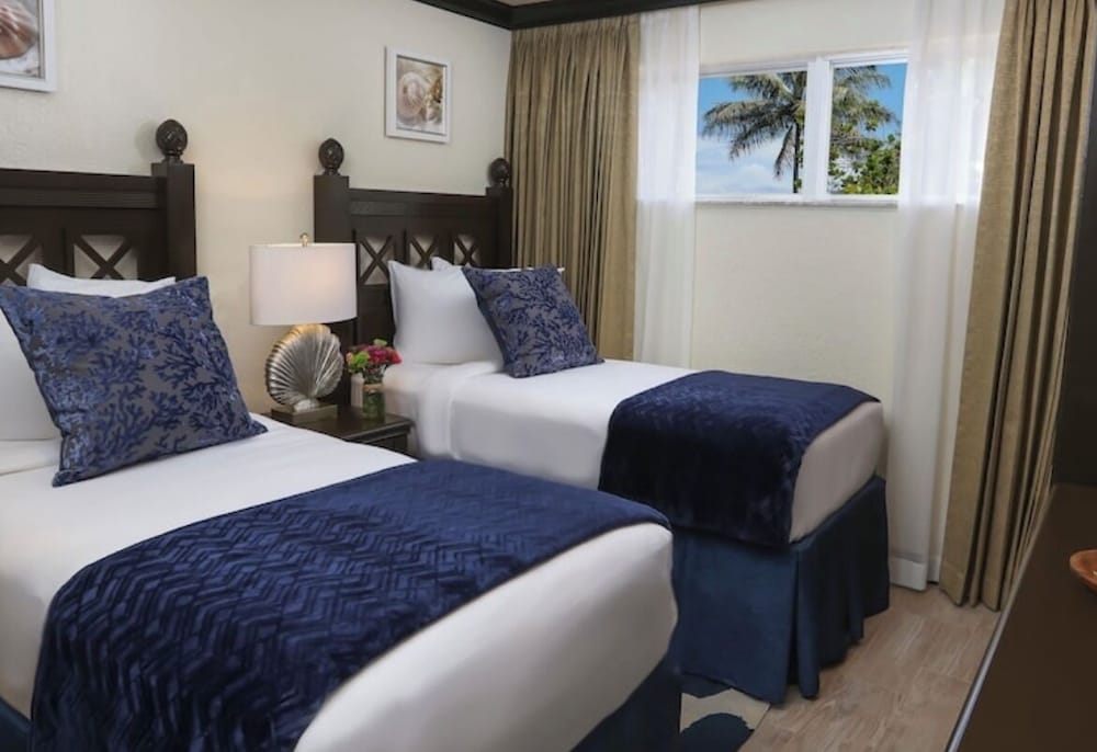 Deluxe Studio Suite