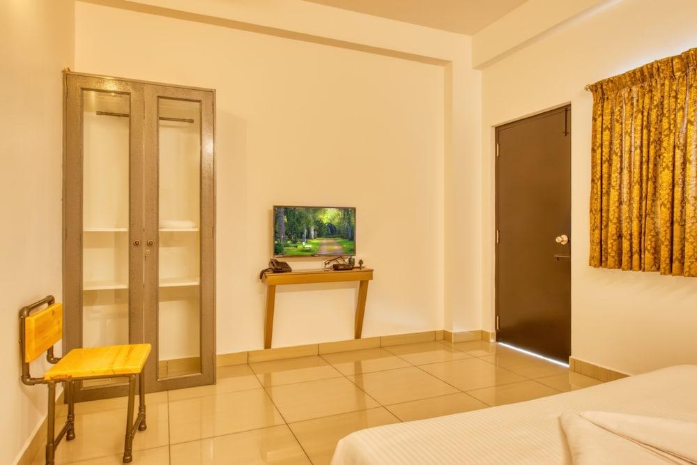Deluxe Room, Kitchen - Photo 3