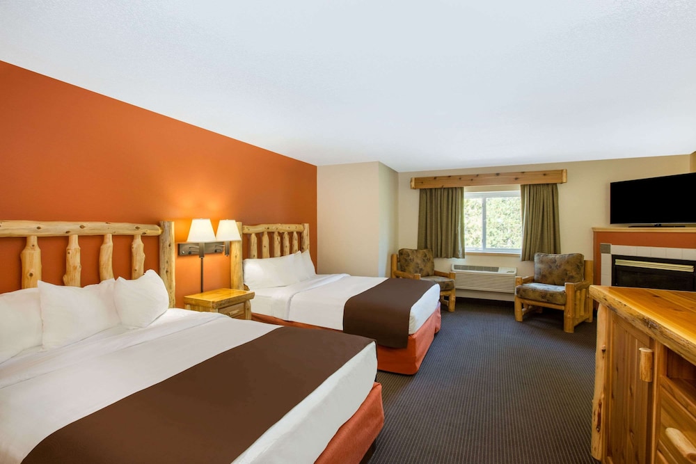 Studio Suite, 2 Queen Beds, Fireplace, Non Smoking photo 1