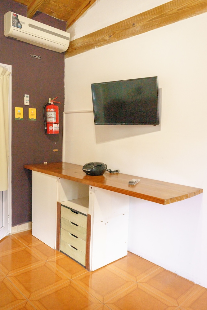 Family Cabin, 1 Bedroom, Ensuite, Garden View photo 3