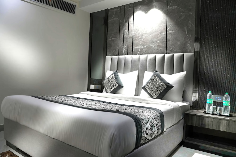 Double Room, City View