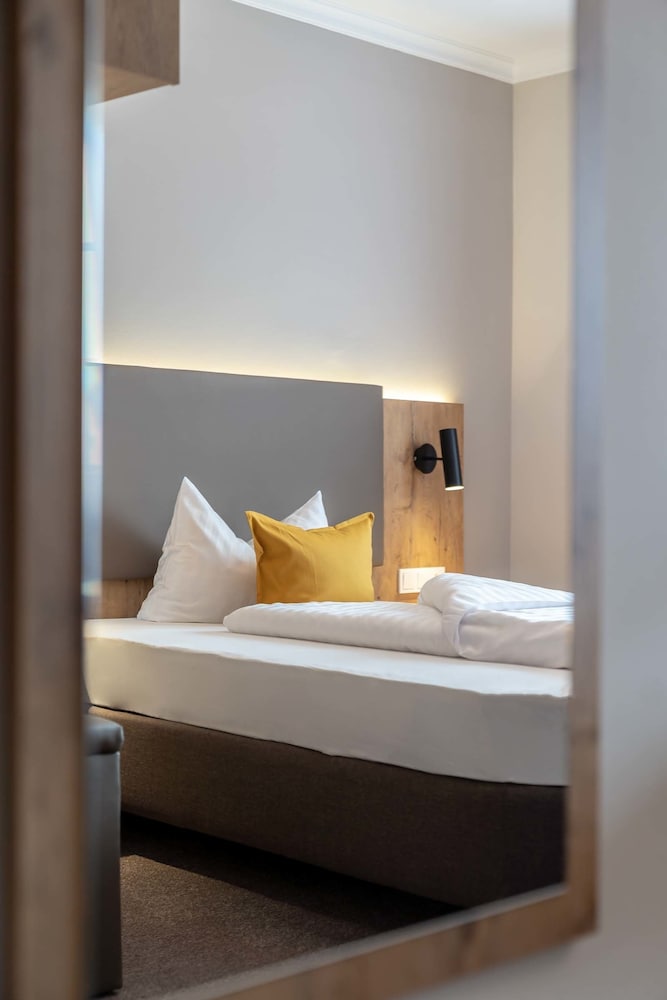Comfort Single Room