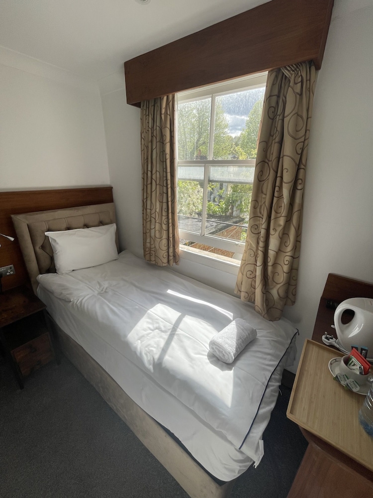 Premium Single Room, Shared Bathroom photo 1