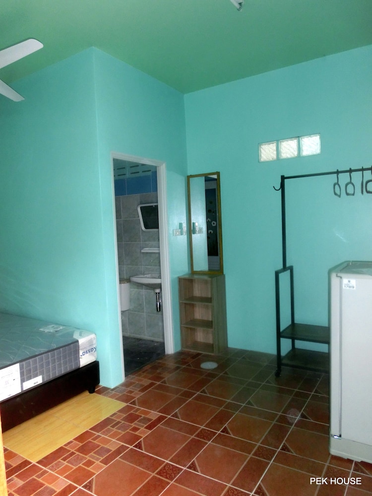 Standard Air-con Room photo 3