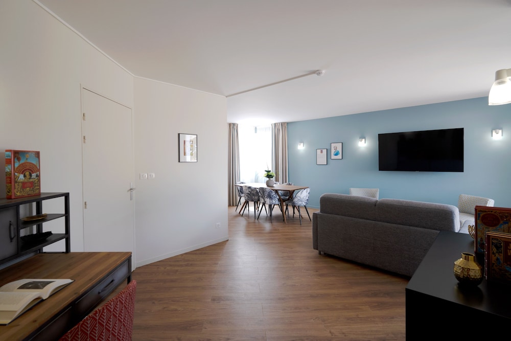 Family Apartment thumbnail 5