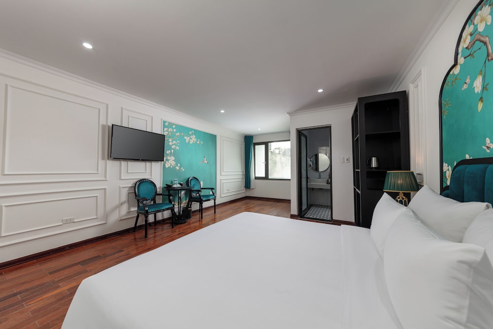 Deluxe Double or Twin Room, Patio, Courtyard View