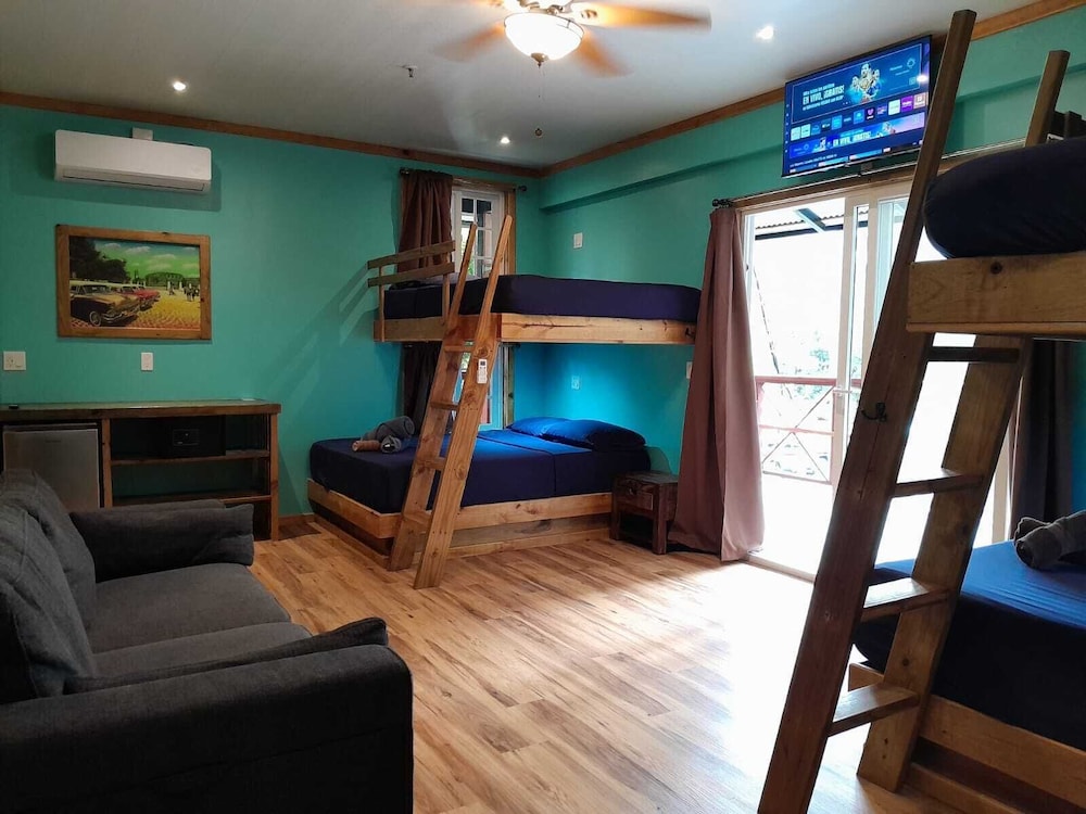 Family Quadruple Room, Balcony photo 3