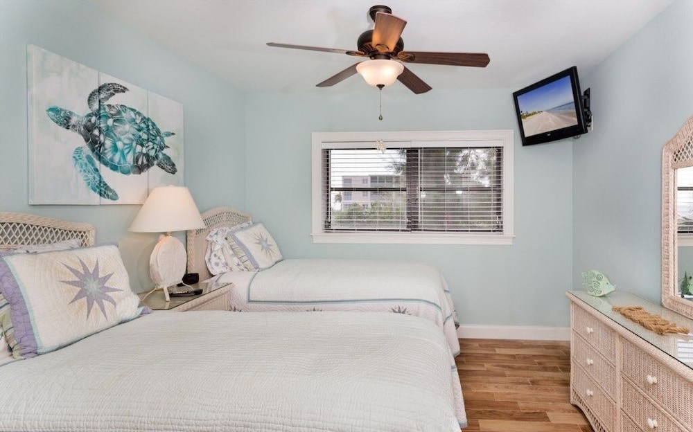Condo, 3 Bedrooms photo 3