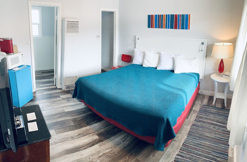 Single Room, 1 King Bed
