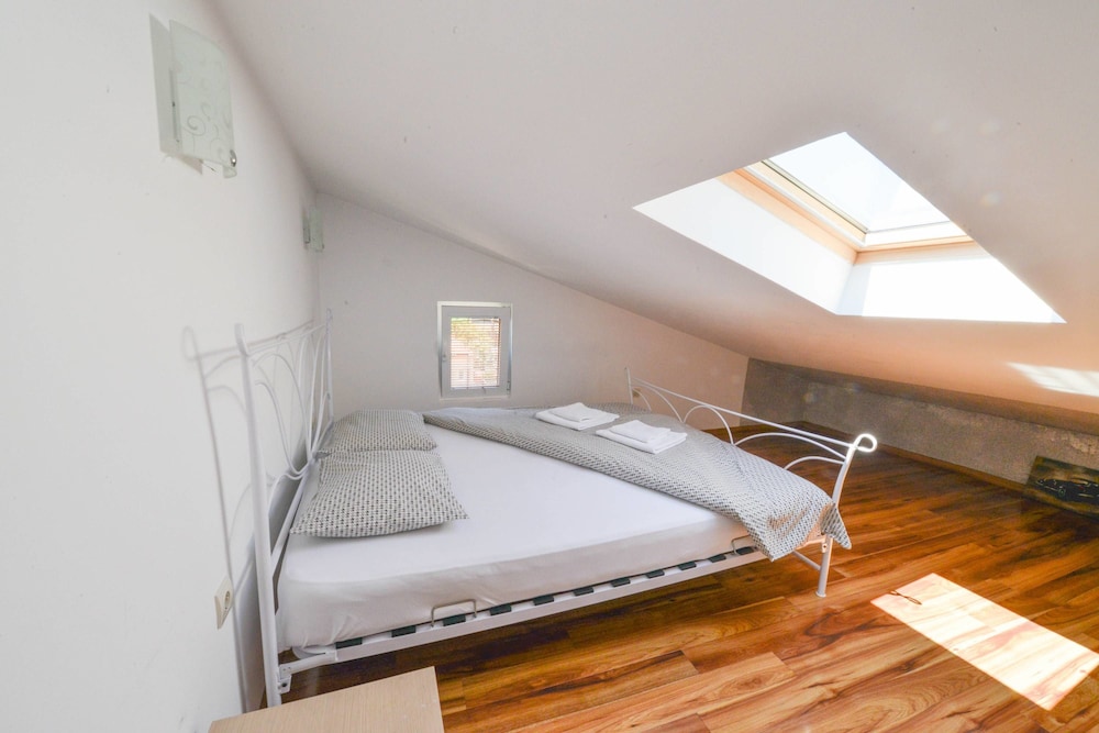Deluxe Duplex, 2 Bedrooms, Sea View photo 3
