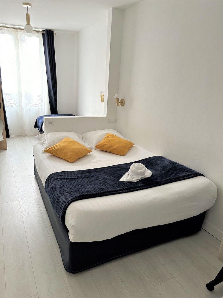 Classic Triple Room photo 3
