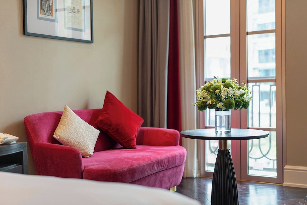 Executive Double Room, 1 Bedroom, Bathtub, Mountain View photo 3
