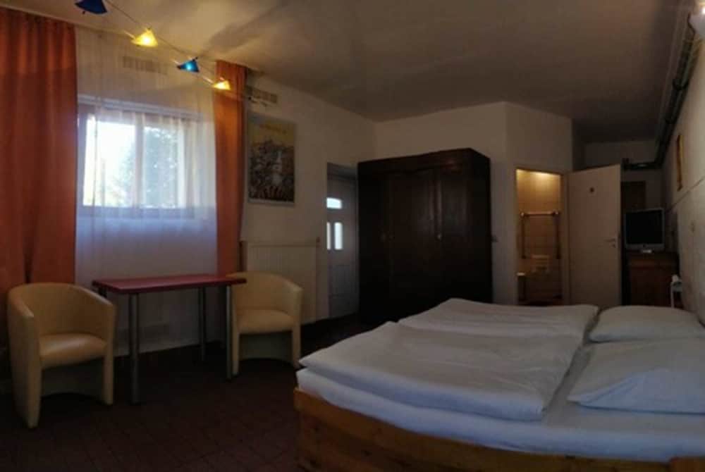 Double Room, Accessible photo 1