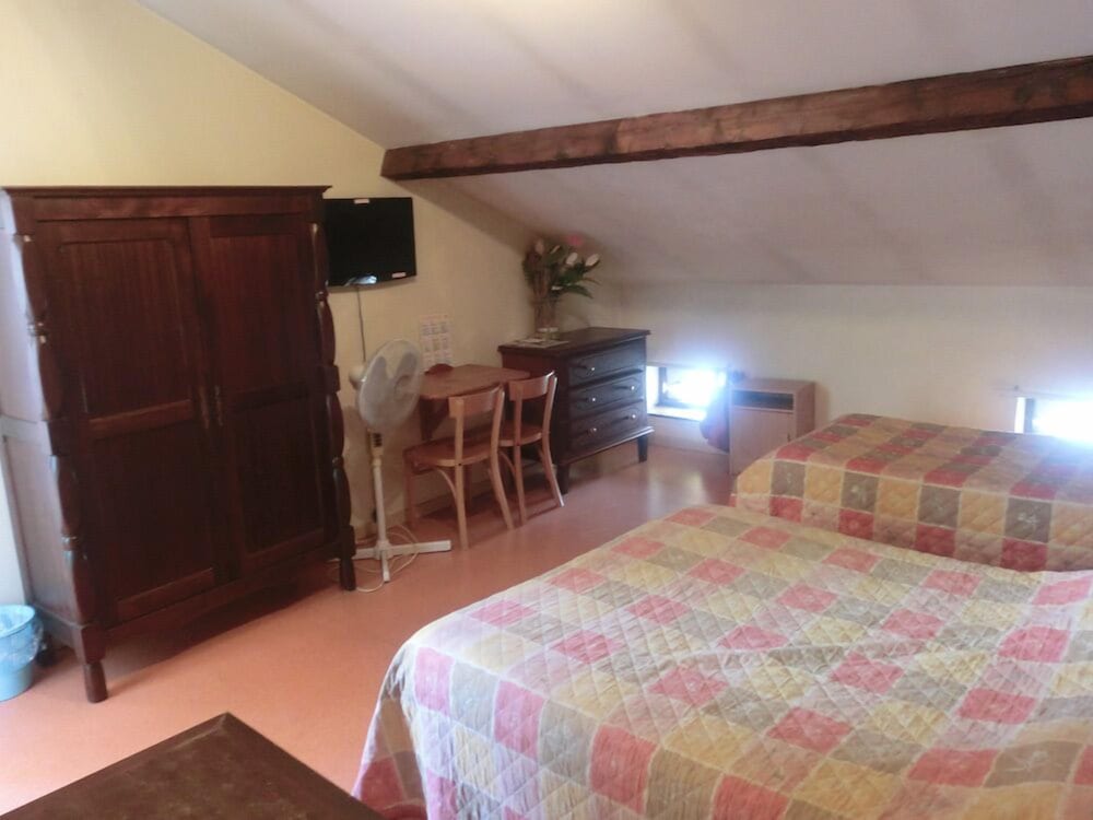 Triple Room photo 2