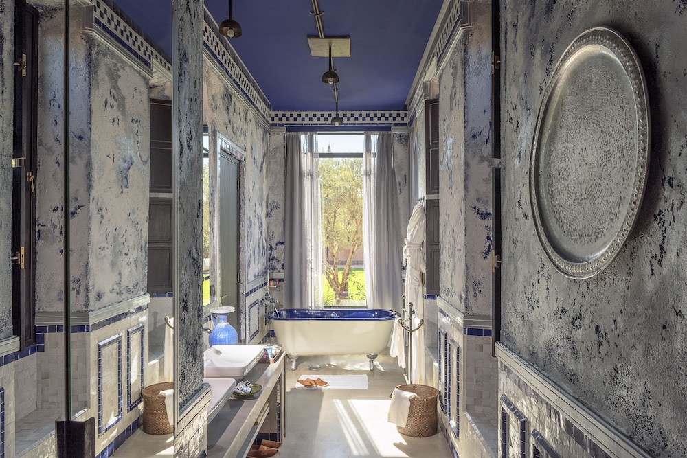 Suite Privilege, 2 Chambres , acces piscine, vue piscine