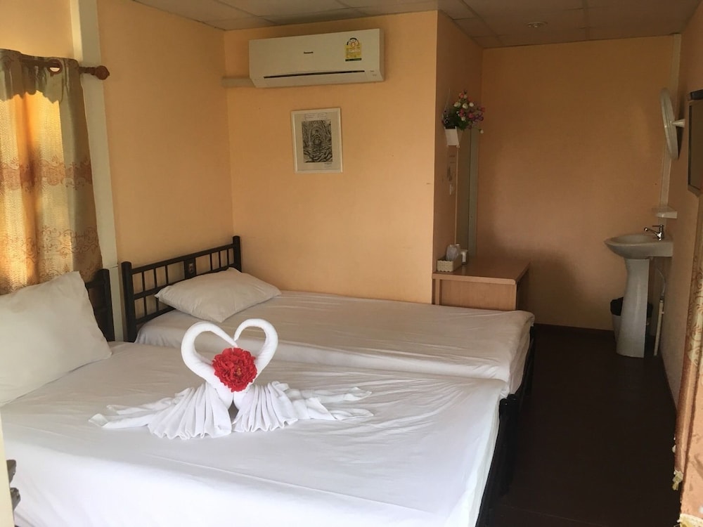 Twin Room photo 1