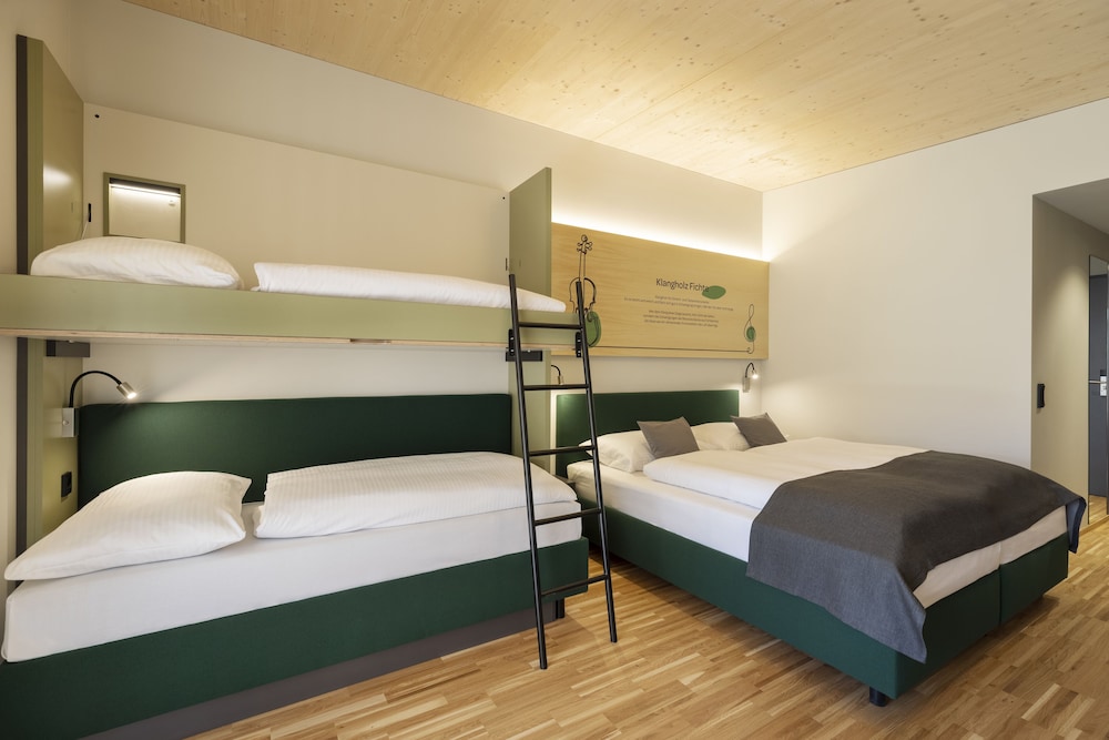 Family Quadruple Room - Photo 1