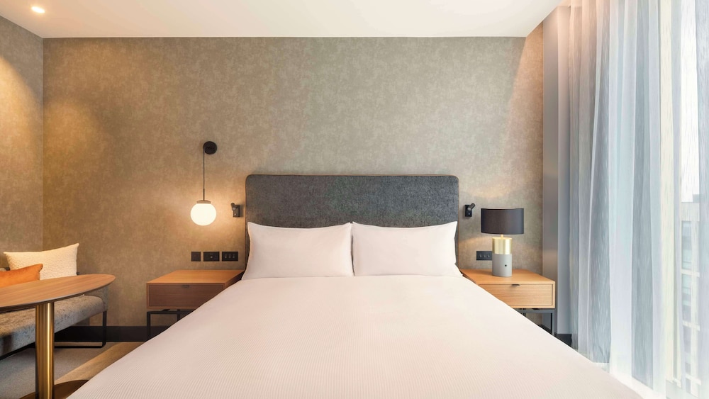 Standard Room, 1 Queen Bed (With Sofa Bed) - Photo 3