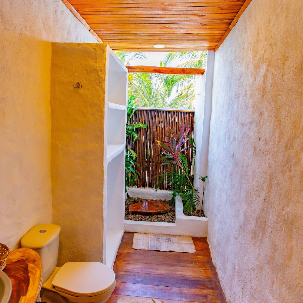 King Suite with Sea View - Photo 8