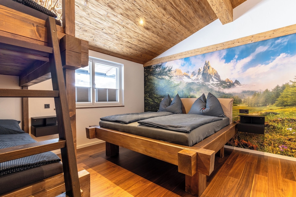 Comfort Apartment, 1 Bedroom, Balcony, Mountain View