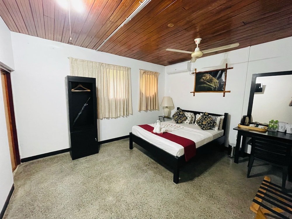 Superior Double Room, Garden View