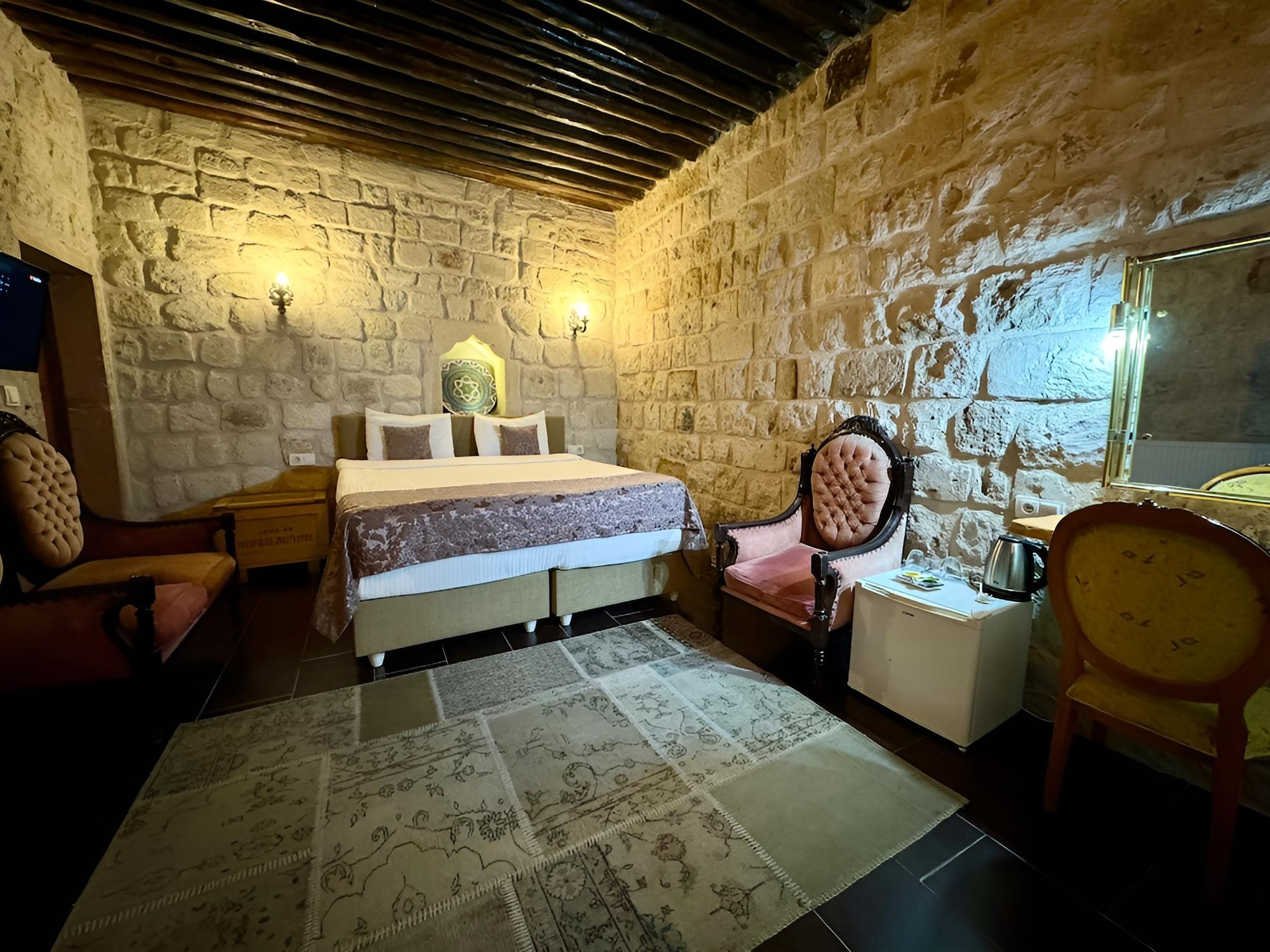 Deluxe Room - Photo 2