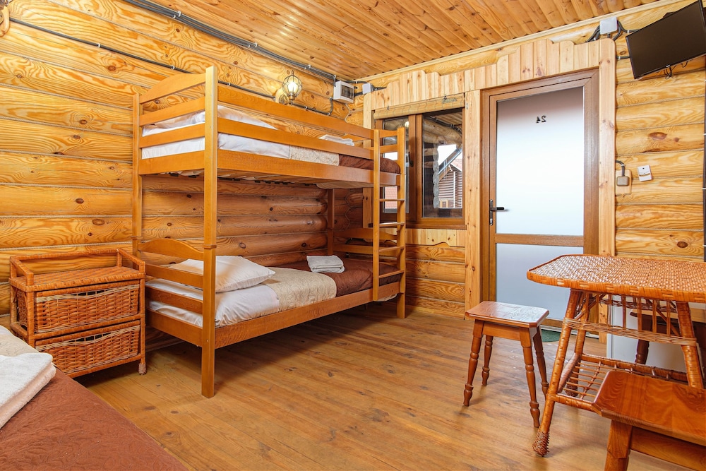 Standard Triple Room photo 3