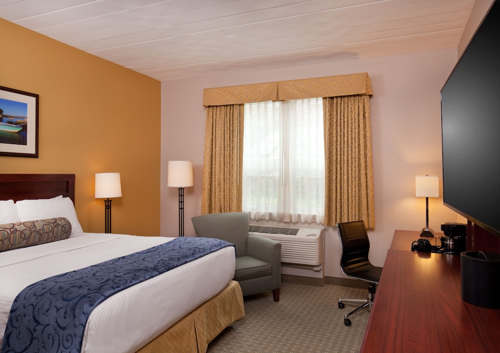 Standard Room, 1 Queen Bed - Photo 3